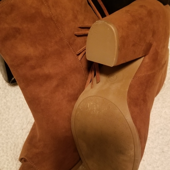 Booties - Picture 3 of 3